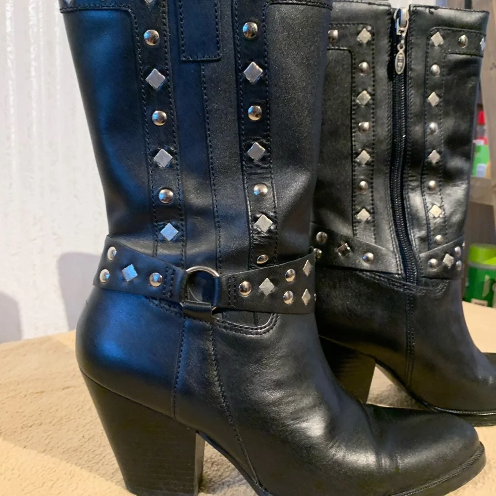 Harley-Davidson Black Leather Heeled Boots - Picture 2 of 8